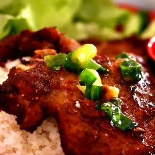 Hình ảnh Cơm tấm sườn nướng