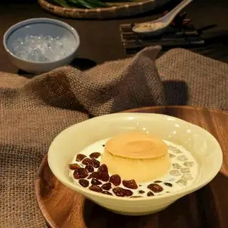 Hình ảnh Bánh flan trân châu đường đen