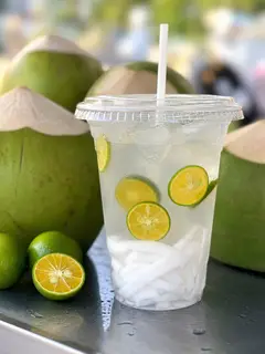 Hình ảnh Dừa tắc ly khổng lồ