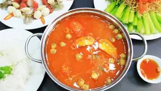 Hình ảnh Lẩu tomyum kim chi