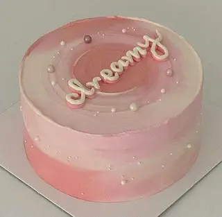 Hình ảnh bánh 12cm  hồng pastel (3-4 người ăn)