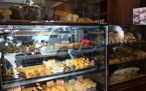 Hình ảnh Paris Bellamour - Bakery & Cafe - Hoàng Đạo Thúy