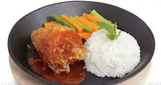 Hình ảnh Cơm gà miếng