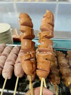 Hình ảnh Xúc Xích Nướng