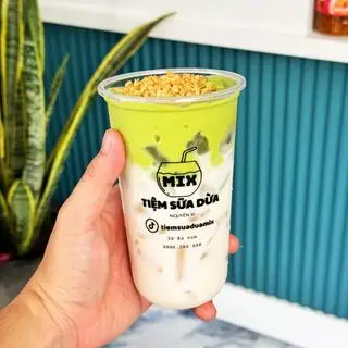 Hình ảnh Bơ già dừa non