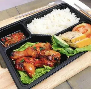 Hình ảnh Cơm Gà chiên mắm