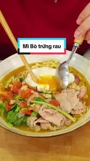 Hình ảnh Mì nước bò trứng