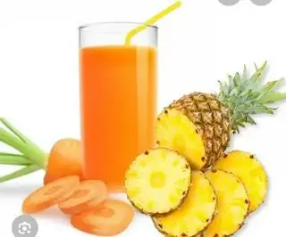 Hình ảnh nước ép thơm +ca rốt 