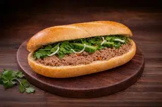 Hình ảnh Bánh mì pate béo