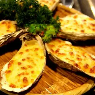Hình ảnh Hàu nướng phô mai