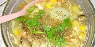 Hình ảnh Súp Gà Trứng Nấm Tôm Viên 