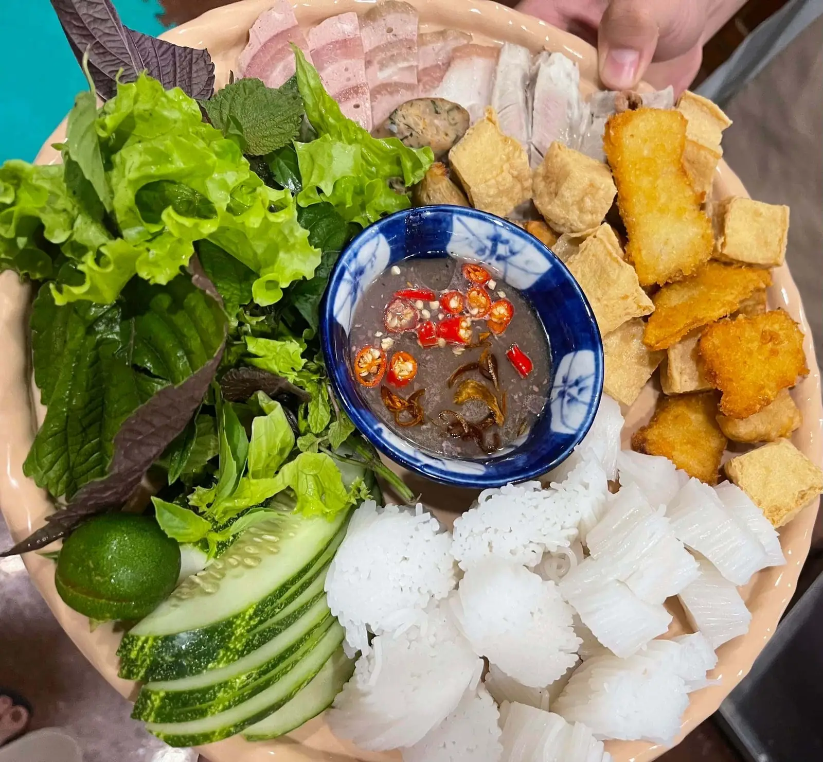 Hình ảnh Bún Đậu Thịt Chân Giò + Chả Cốm