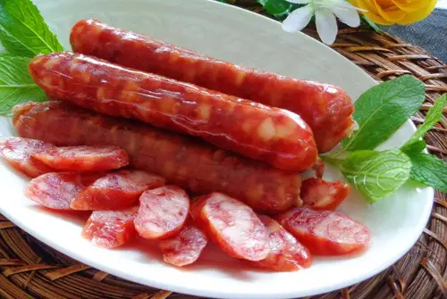 Hình ảnh Mỳ Trộn Lạp Xưởng Tươi Chiên