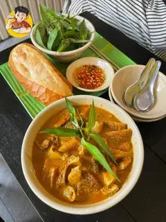 Hình ảnh PHÁ LẤU BÒ + BÁNH MÌ