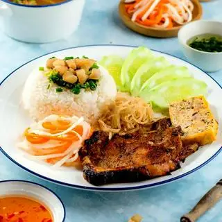 Hình ảnh Cơm Tấm Sườn Bì Chả
