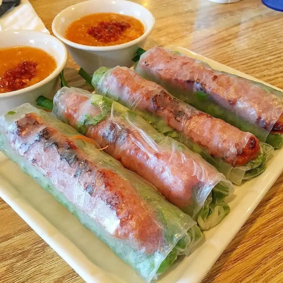 Hình ảnh gỏi cuốn nem nướng...2 cuốn 