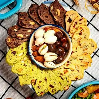 Hình ảnh Bánh biscotti 100gr mix đủ 3 vị matcha - cacao - vani