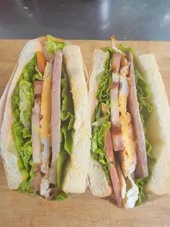 Hình ảnh Sandwich trứng - thịt jambon
