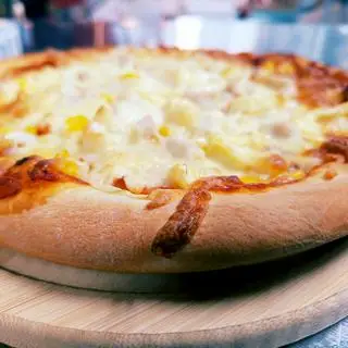 Hình ảnh Pizza gà cay x3 phô mai 10 Inches