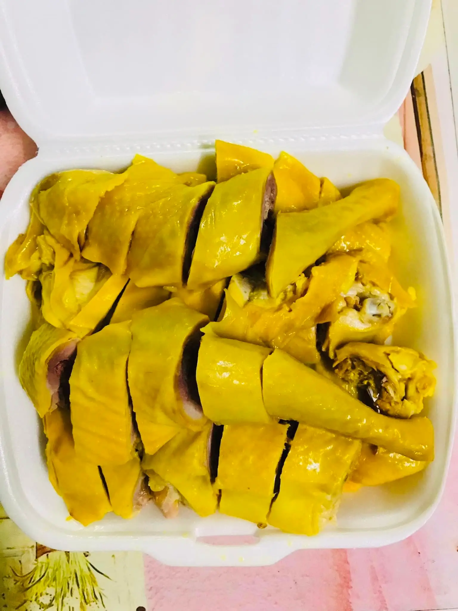 Hình ảnh Gà ủ muối 2 khay (1 con)