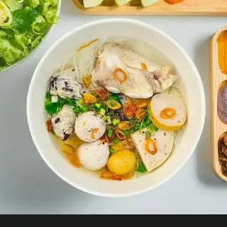 Hình ảnh bún mọc sườn thập cẩm 
