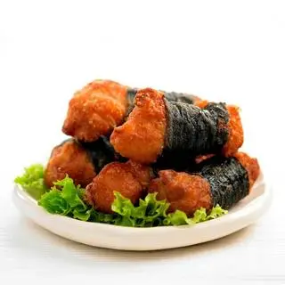 Hình ảnh 5 Miếng Gà Cuộn Rong Biển