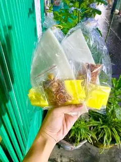 Hình ảnh Bánh tráng phơi sương cuốn bơ