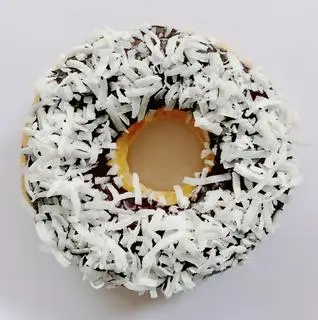 Hình ảnh Donut scl đen - dừa sấy