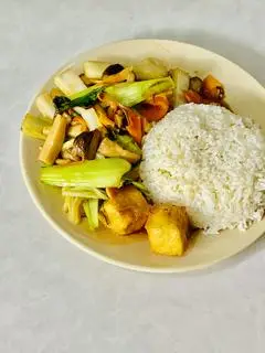 Hình ảnh Cơm rau xào 3 loại nấm 
