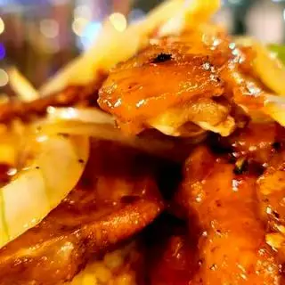 Hình ảnh Cơm Chiên Cánh Gà Bơ Tỏi