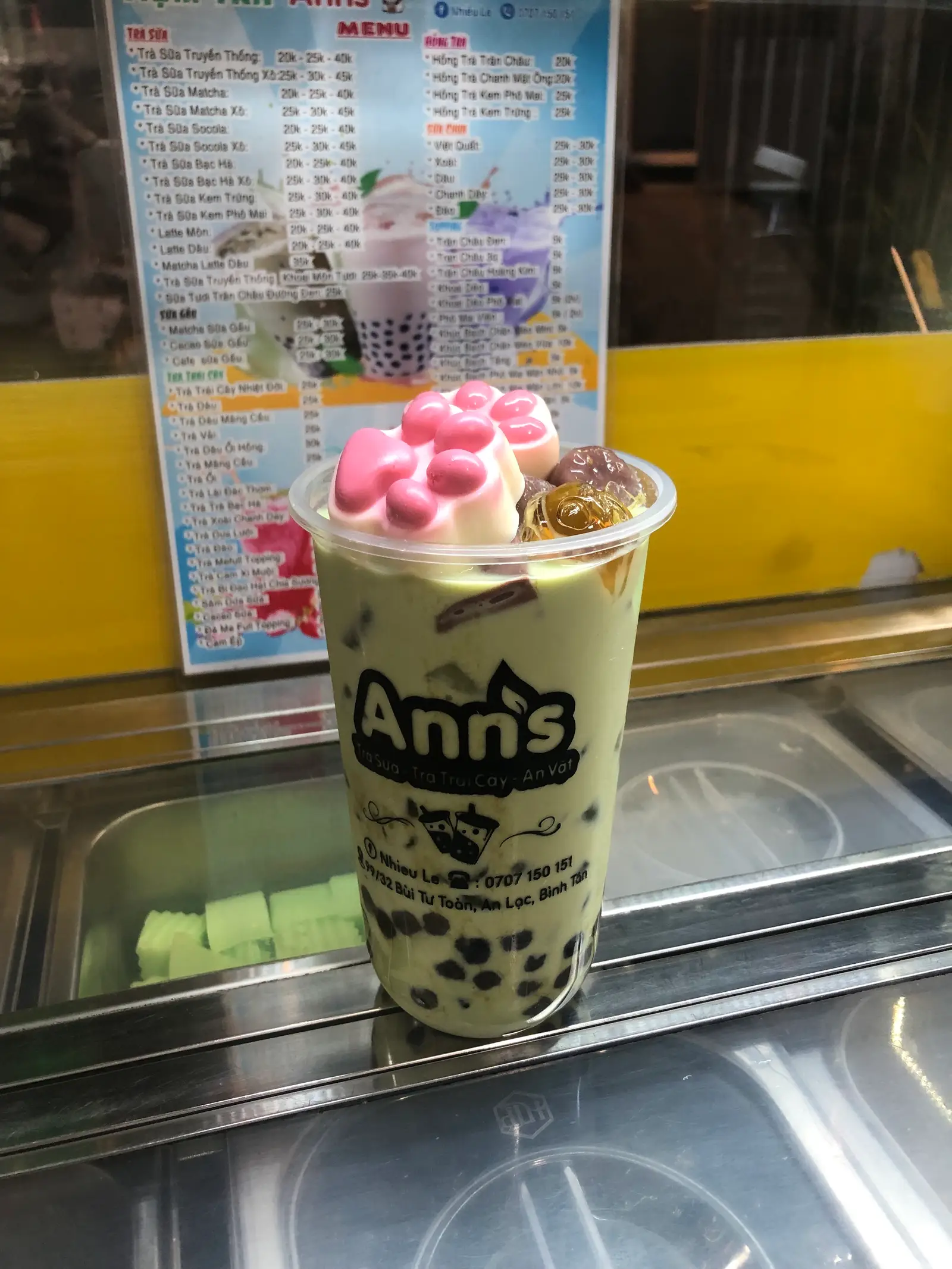 Hình ảnh Trà sữa thái xanh( có rau câu, khuc bach, trân châu, pudding