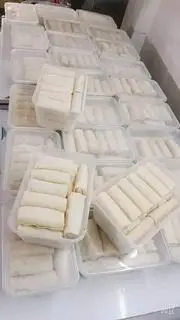 Hình ảnh Chả giò chay hạt sen nhà làm (Hộp 16 cuốn to)