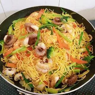 Hình ảnh Mì xào mực