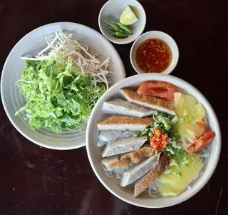 Hình ảnh (không cá tươi) Bún chả cá