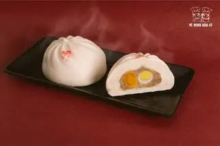 Hình ảnh Bánh bao trứng muối