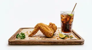 Hình ảnh Combo 2 : Cánh Gà Giòn + Coca
