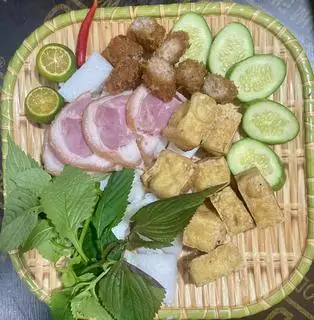 Hình ảnh bún đậu thịt chân giò +nem chua rán 