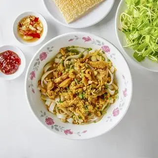 Hình ảnh chén gà rút xương ( không mì )
