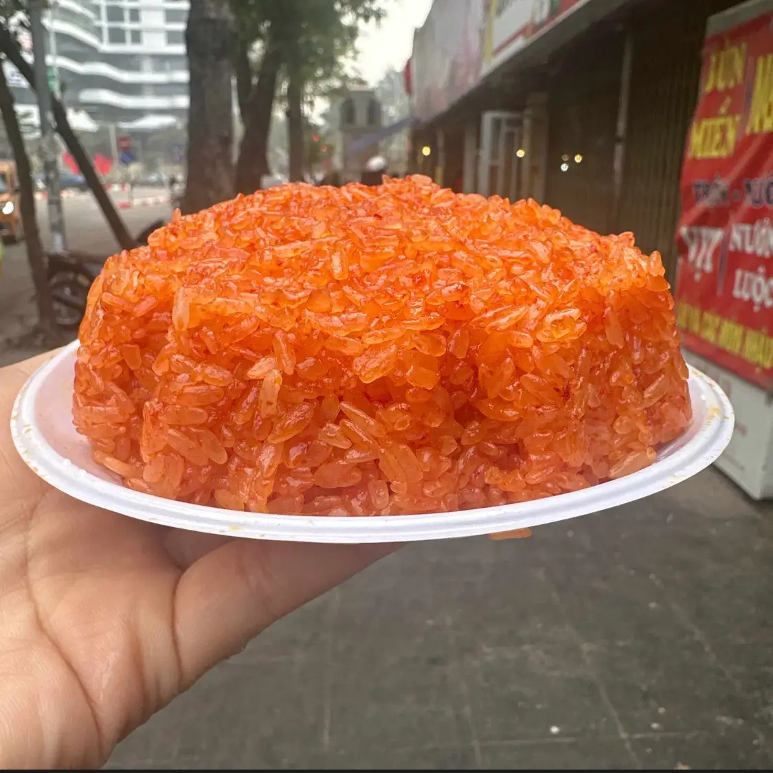 Hình ảnh Xôi gấc đĩa thắp hương 