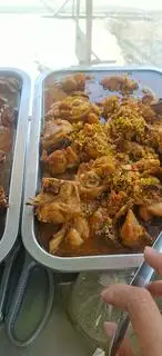 Hình ảnh cơm gà kho xã _kho muối ớt 