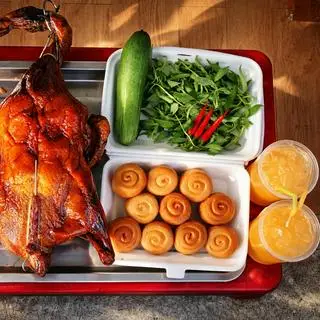 Hình ảnh Combo vịt quay tiêu Bắc Kinh 