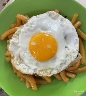 Hình ảnh Nui xào trứng