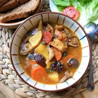 Hình ảnh phở bò sốt vang
