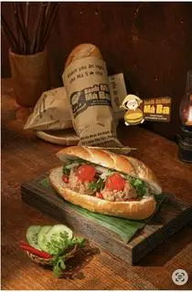 Hình ảnh Bánh mì xíu mại trứng muối