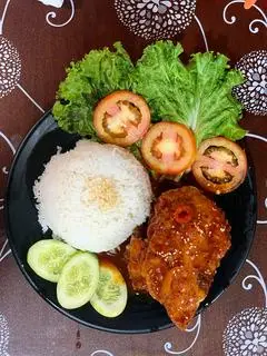 Hình ảnh Cơm gà Phượng Hoàng lửa