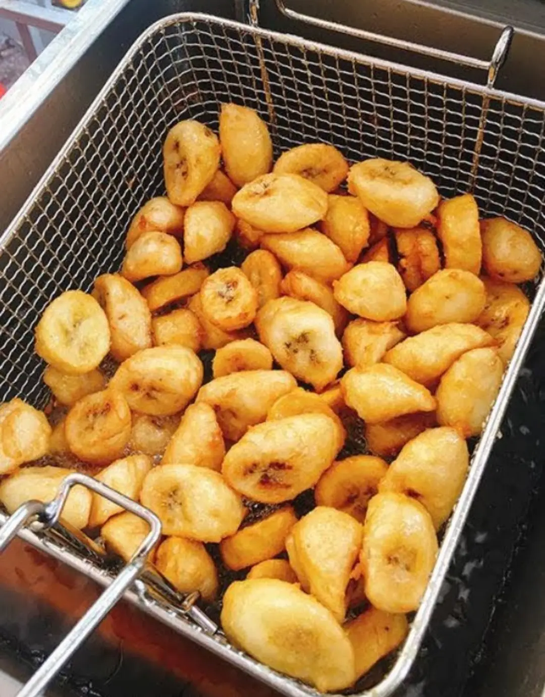 Hình ảnh chuối chiên lắc trứng muối 