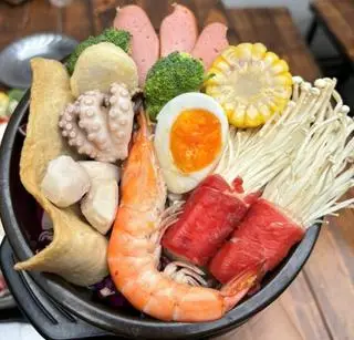 Hình ảnh 1 mì cay đặc biệt tặng 1 mì cay cá viên tôm viên bò viên 