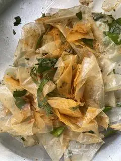 Hình ảnh Bánh tráng muối nhuyễn - muối tắc