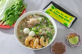 Hình ảnh Combo hủ tiếu nam vang - sâm bông cúc