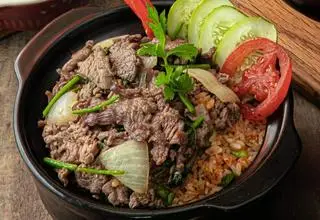 Hình ảnh Cơm Bò Xào + Nước Chanh Leo 